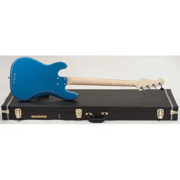 Adam Clayton 44-64 USA - lake placid blue