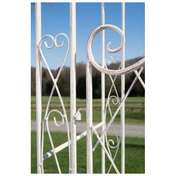 Arche jardin avec portillon en métal couleur blanc Arche de jardin métal Arche en métal Arche plantes grimpantes Arceau jardin a