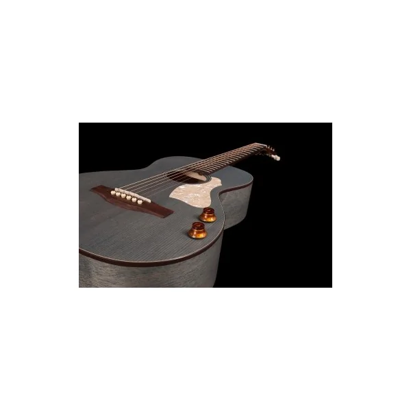 Art et Lutherie Roadhouse Denim Blue Q-Discrete