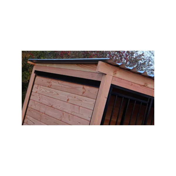 Chenil en douglas 3x2m avec toiture