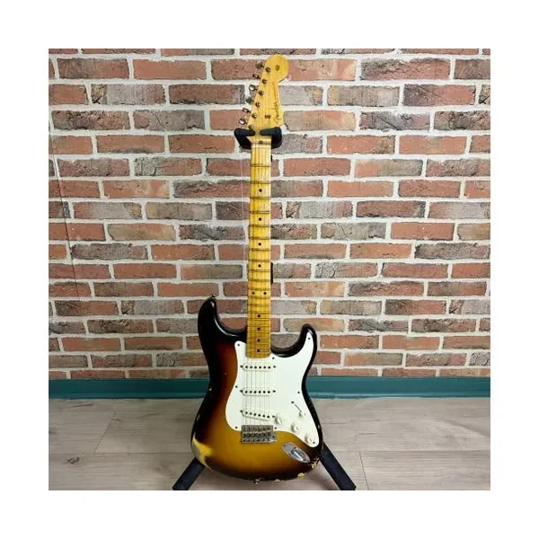 FENDER - CUSTOM SHOP STRATOCASTER 56 RELIC MN 2TS + CASE ET ACCESSOIRES