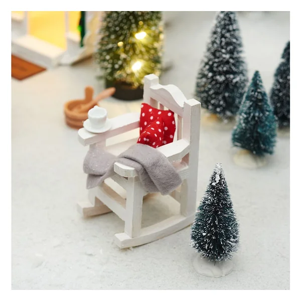 Rocking chair miniature